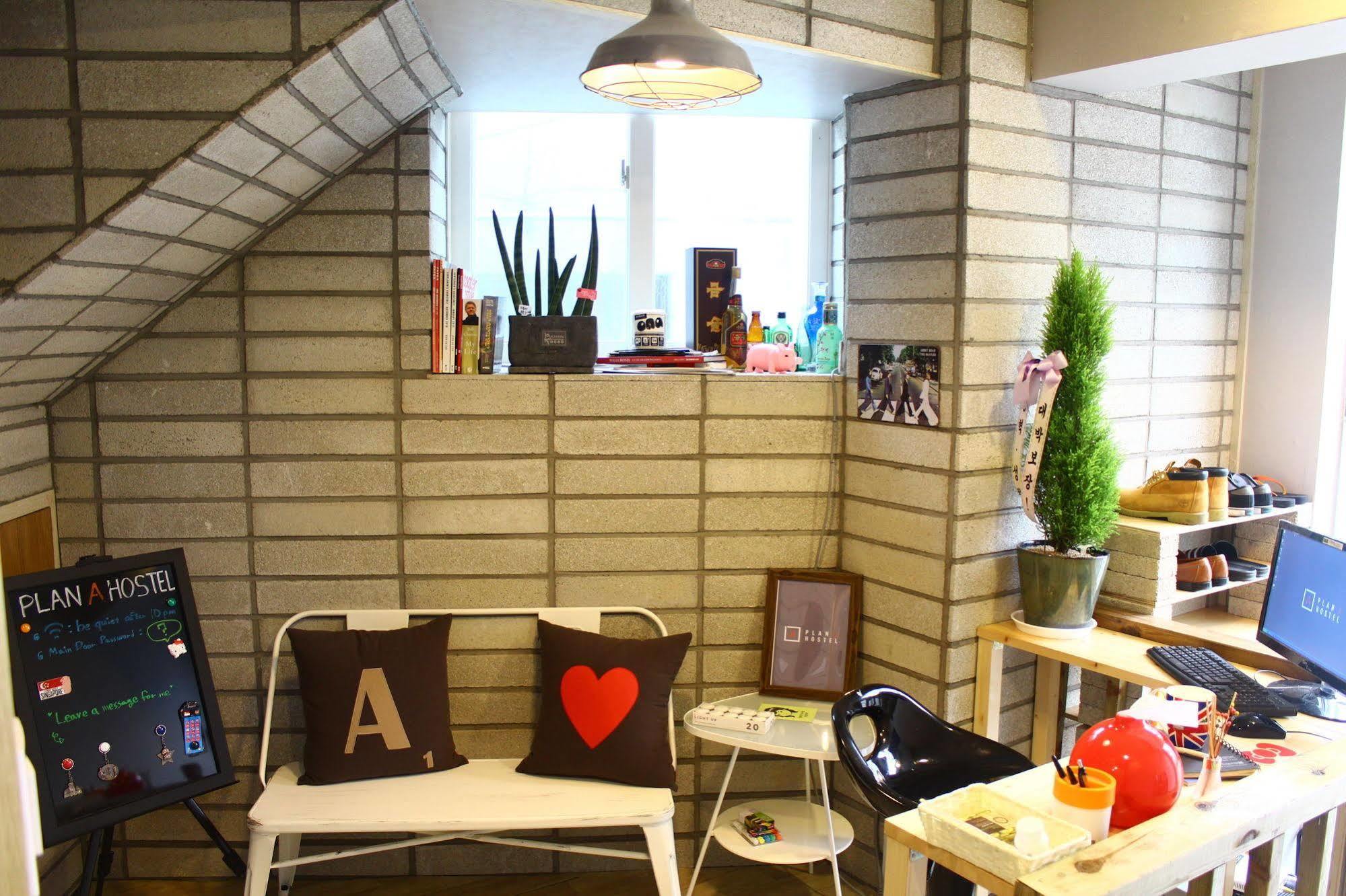 Plan A Hostel Seoul Eksteriør bilde